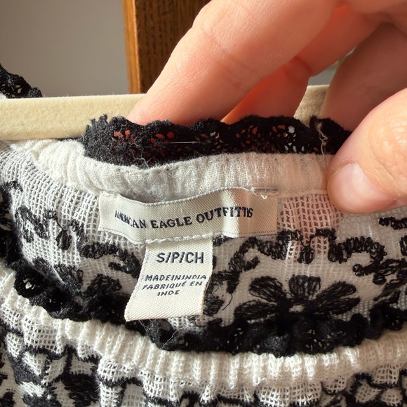 Embroidered Black and White Women's Top - Picture 3 of 6